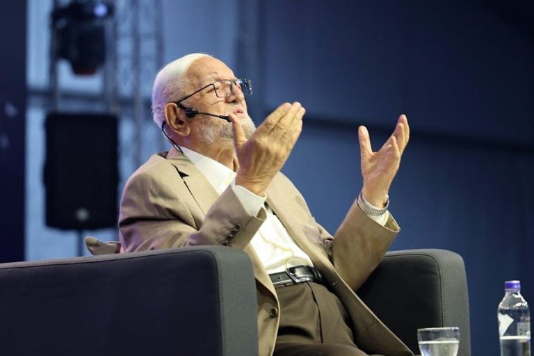 İlahiyatçı Necmettin Nursaçan 86 Yaşında Yeniden Evlendi, Ailesinden Tam Destek
