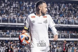Neymar’ın Santos antrenmanında Robinho Jr.’a tokat attığı iddia edildi